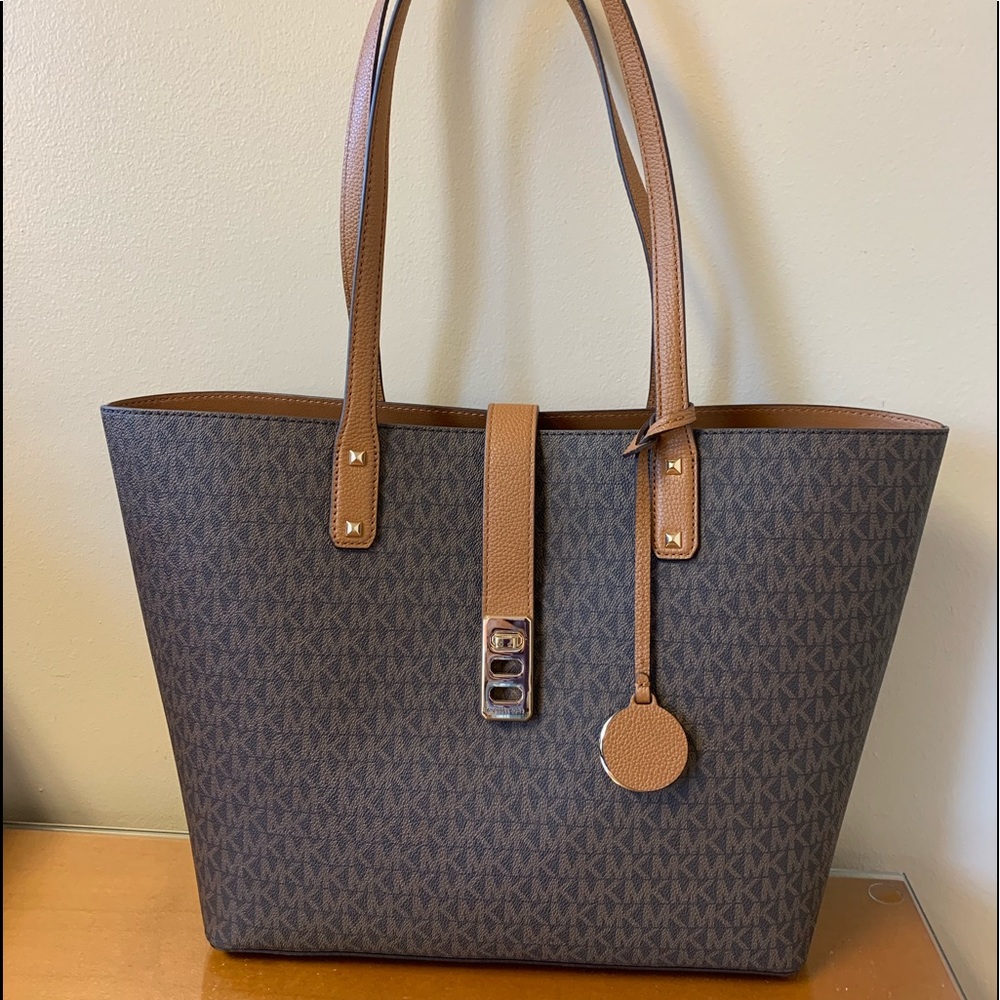 Michael Kors Karson Carryall Leather Tote